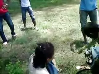 ਪਤਨੀ ਅਤੇ ਸ਼ੁਕੀਨ ਹਿੰਦੀ ਸੇਕ੍ਸੀ ਫਿਲਮ ਪੈਰ ਸਾਫ਼